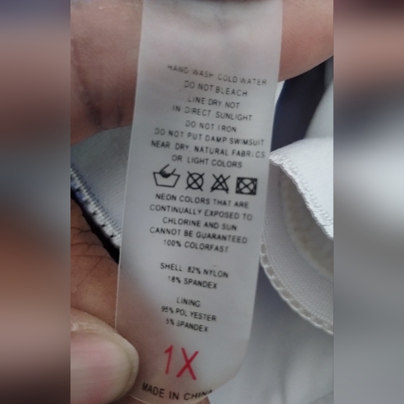 Plus Size Red/Patterned Racer Back Swim Top - Picture 11 of 12